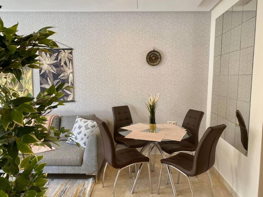 Cosy Triangle D Or Bourgogne - By Appartali Casablanca Luaran gambar